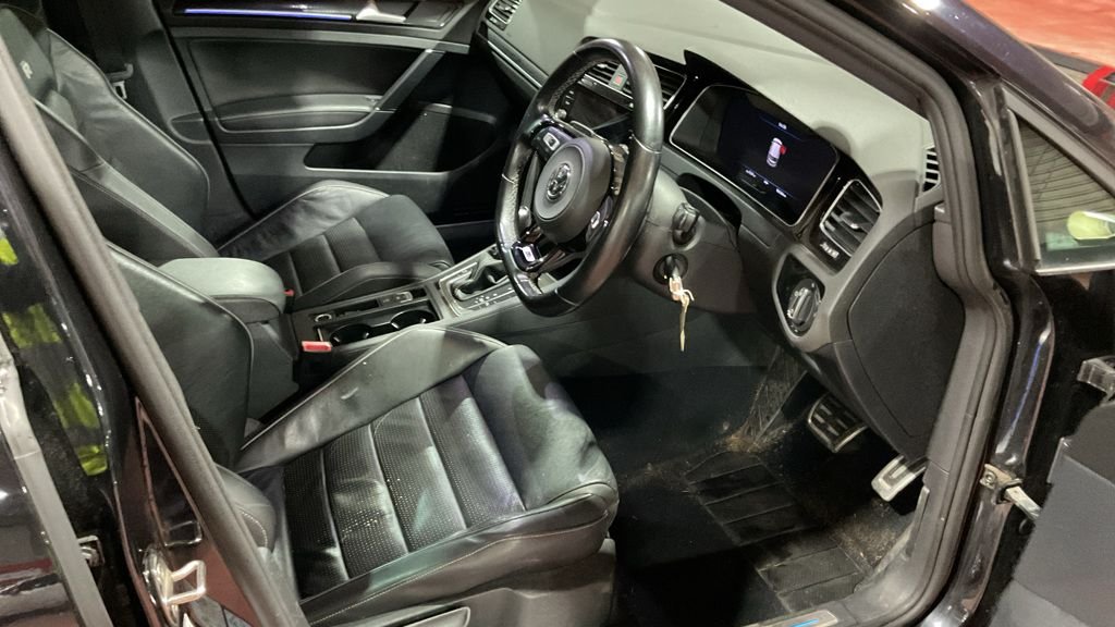 Used Volkswagen Golf 2018 for sale - 77680802: Photo 15