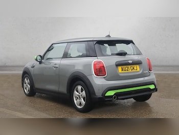 Used MINI Hatch 2021 for sale - 76914812: Photo