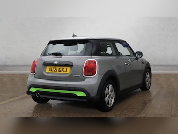 Used MINI Hatch 2021 for sale - 76914812: Photo