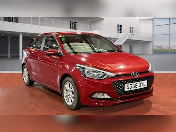 Used Hyundai i20 2016 for sale - 77765500: Photo