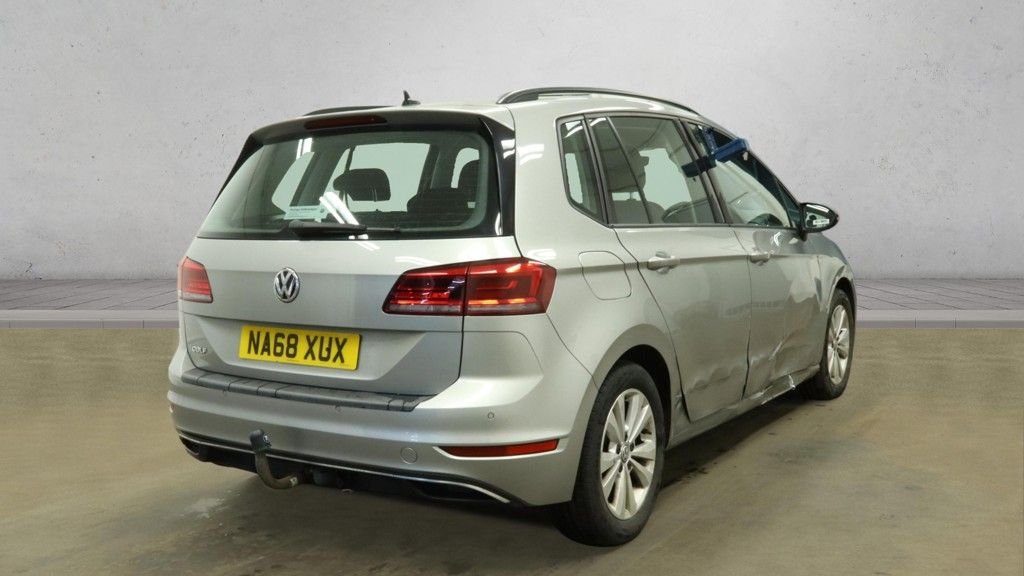 Used Volkswagen Golf SV 2018 for sale - 77995339: Photo 4