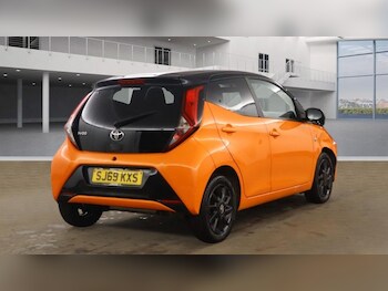 Used Toyota AYGO 2019 for sale - 78030700: Photo