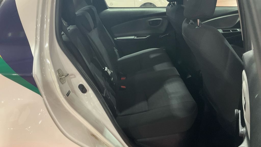 Used Toyota Yaris 2018 for sale - 76977449: Photo 14