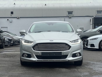 Used Ford Mondeo 2015 for sale - 76111856: Photo 2