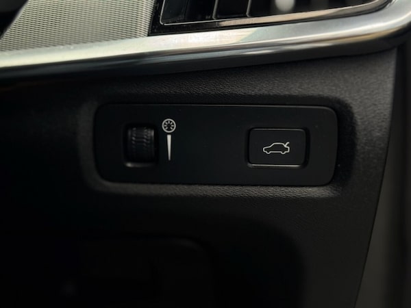 Used Volvo S90 2018 for sale - 75416633: Photo 16