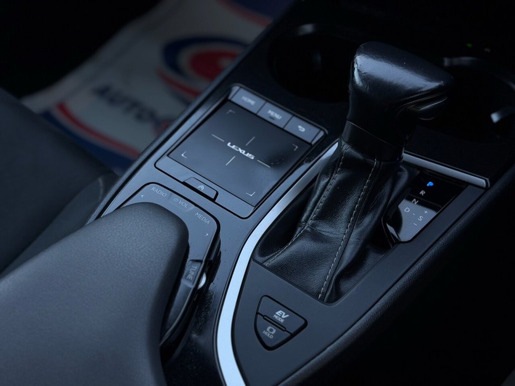 Used Lexus UX 2019 for sale - 77820743: Photo 22