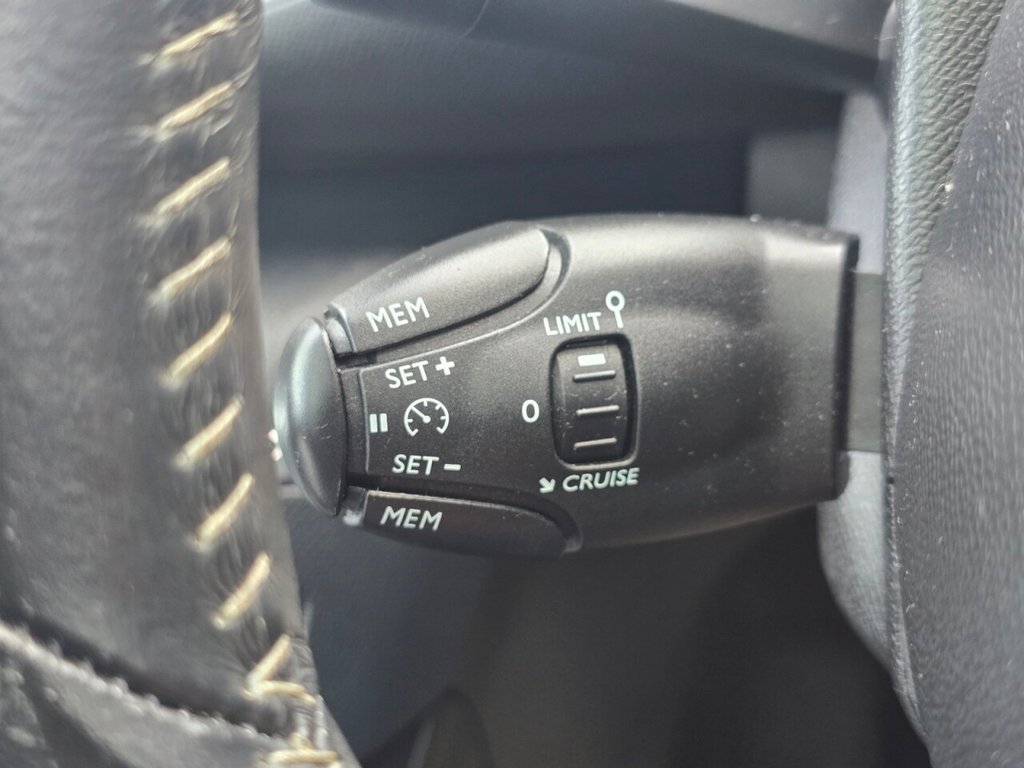 Used Peugeot 308 2018 for sale - 75992613: Photo 22