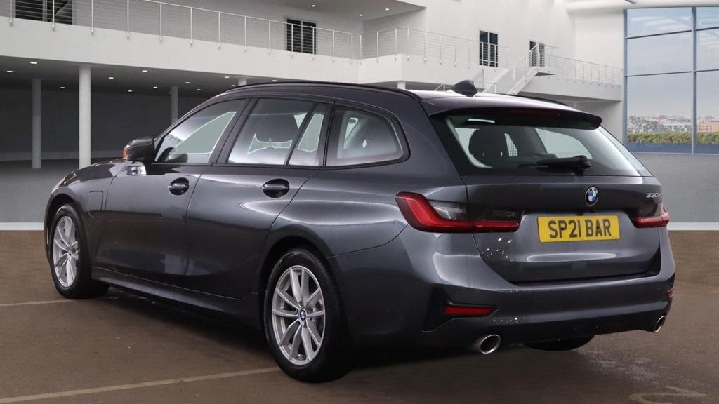 Used BMW 3 Series 2021 for sale - 76439041: Photo 3