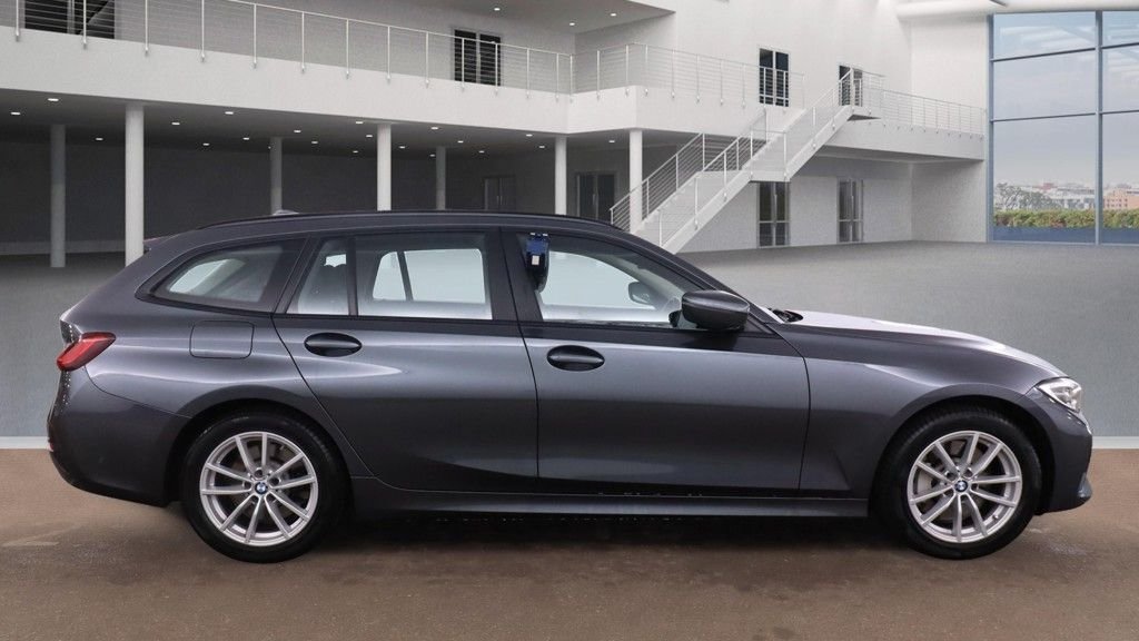 Used BMW 3 Series 2021 for sale - 76439041: Photo 5