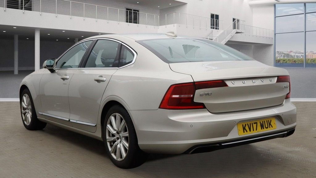 Used Volvo S90 2017 for sale - 77820522: Photo 2
