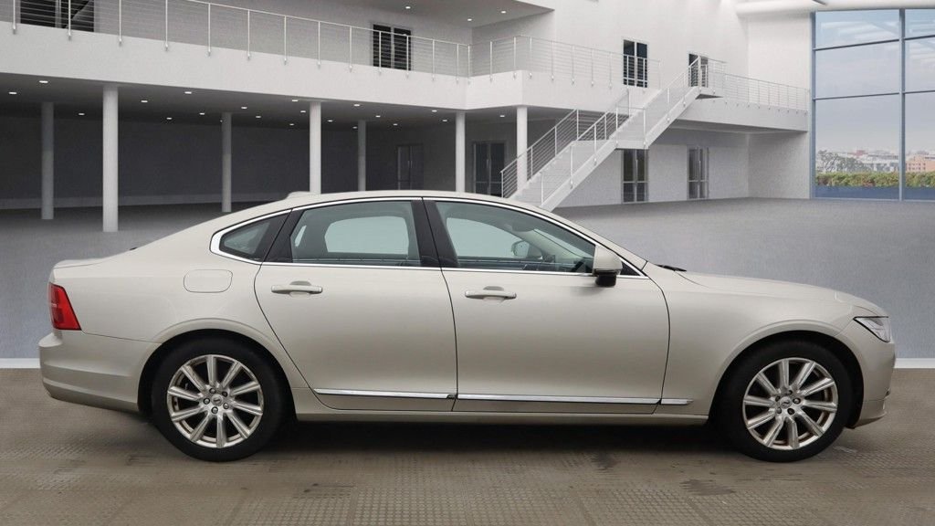 Used Volvo S90 2017 for sale - 77820522: Photo 4