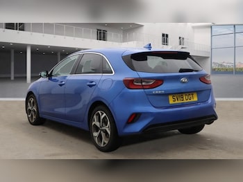 Used Kia Ceed 2019 for sale - 76454446: Photo