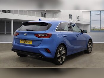 Used Kia Ceed 2019 for sale - 76454446: Photo