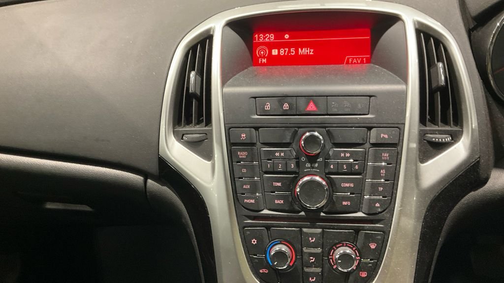 Used Vauxhall Astra GTC 2012 for sale - 76495966: Photo 13