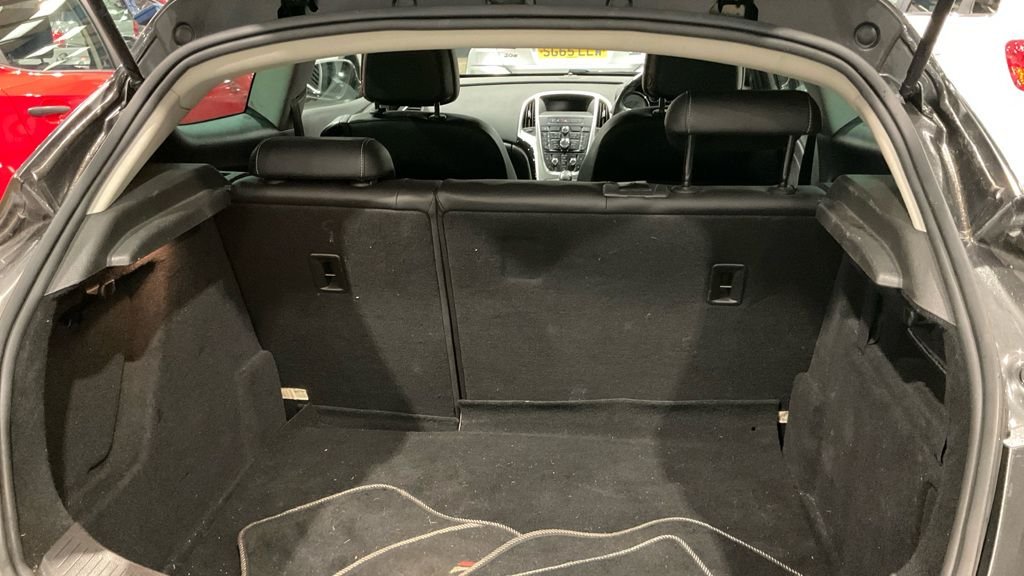 Used Vauxhall Astra GTC 2012 for sale - 76495966: Photo 9