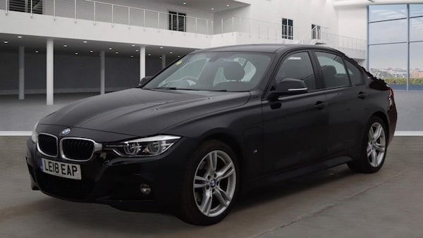 Used BMW 3 Series 2018 for sale - 76048578: Photo 2