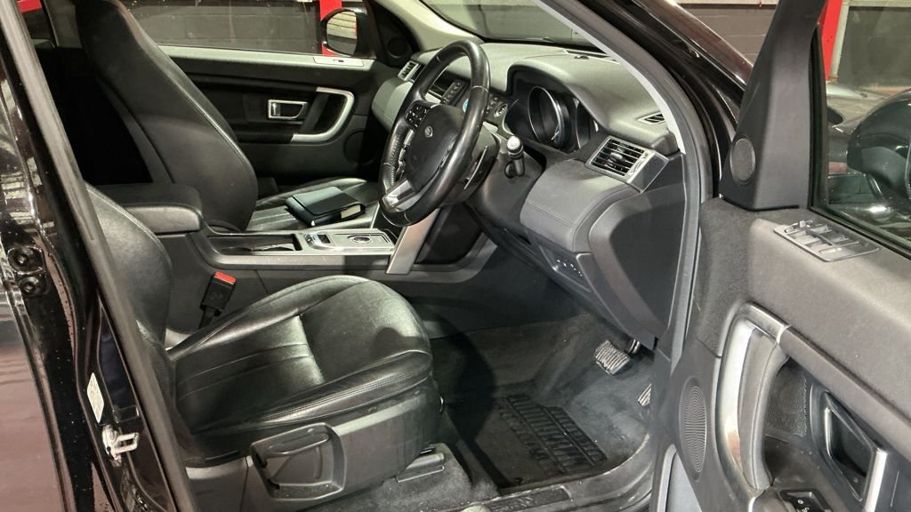 Used Land Rover Discovery Sport 2018 for sale - 76610291: Photo 17