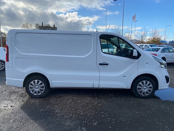Used Vauxhall Vivaro 2015 for sale - 75135286: Photo 11