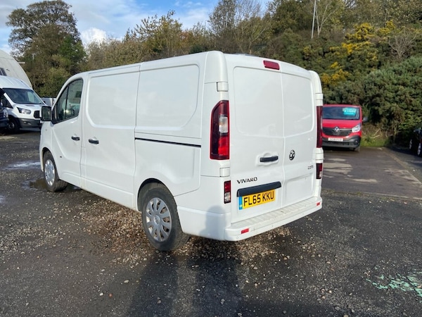 Used Vauxhall Vivaro 2015 for sale - 75135286: Photo 6