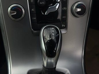 Used Volvo XC60 2017 for sale - 75665787: Photo 15
