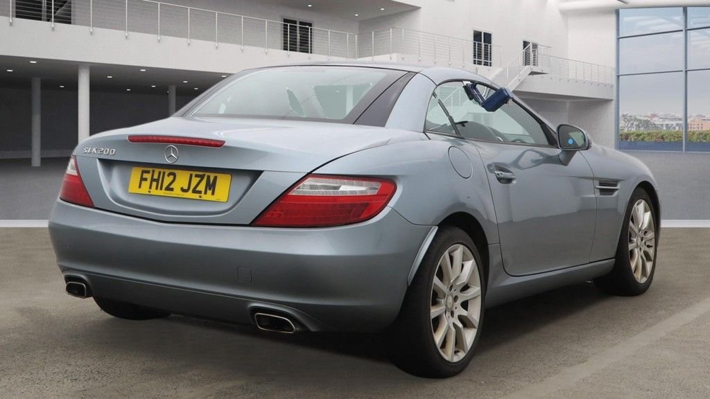 Used Mercedes-Benz SLK 2012 for sale - 78016942: Photo 4