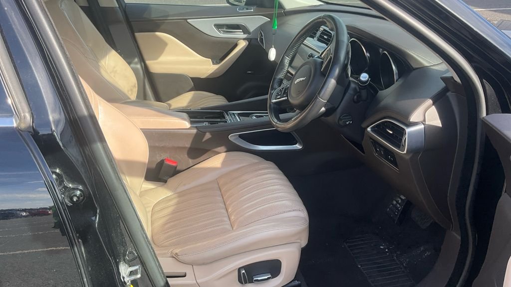 Used Jaguar F-Pace 2019 for sale - 77785973: Photo 21