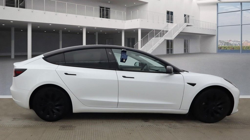Used Tesla Model 3 2021 for sale - 76356983: Photo 5