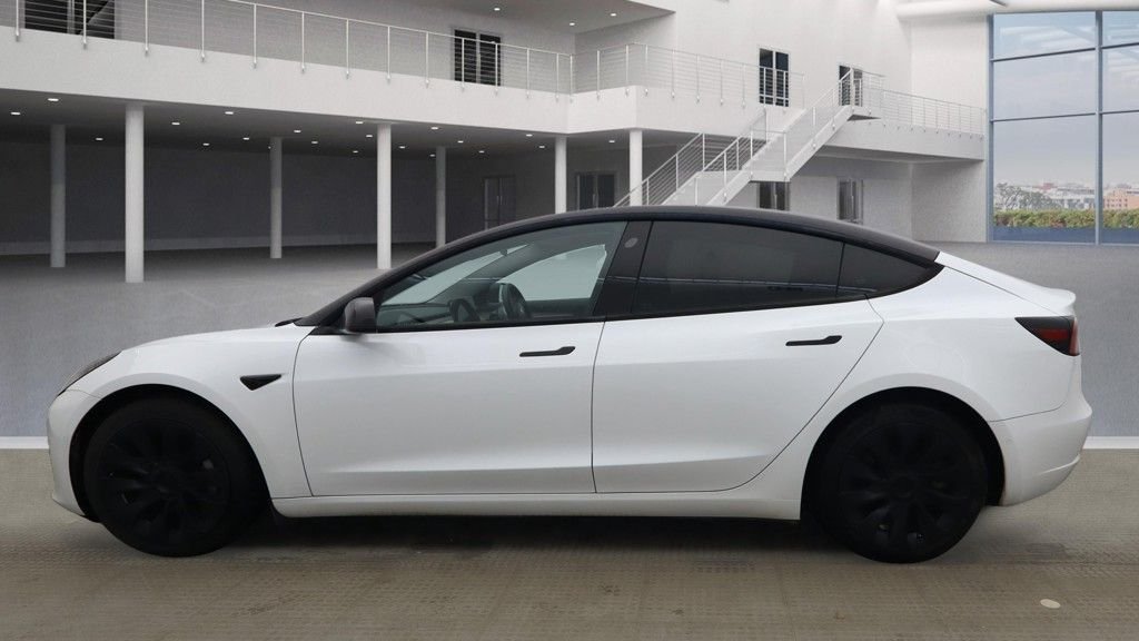 Used Tesla Model 3 2021 for sale - 76356983: Photo 6