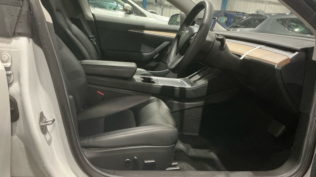Used Tesla Model 3 2021 for sale - 76356983: Photo 9