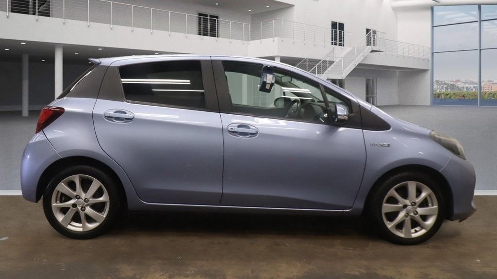 Used Toyota Yaris 2015 for sale - 76731191: Photo 17