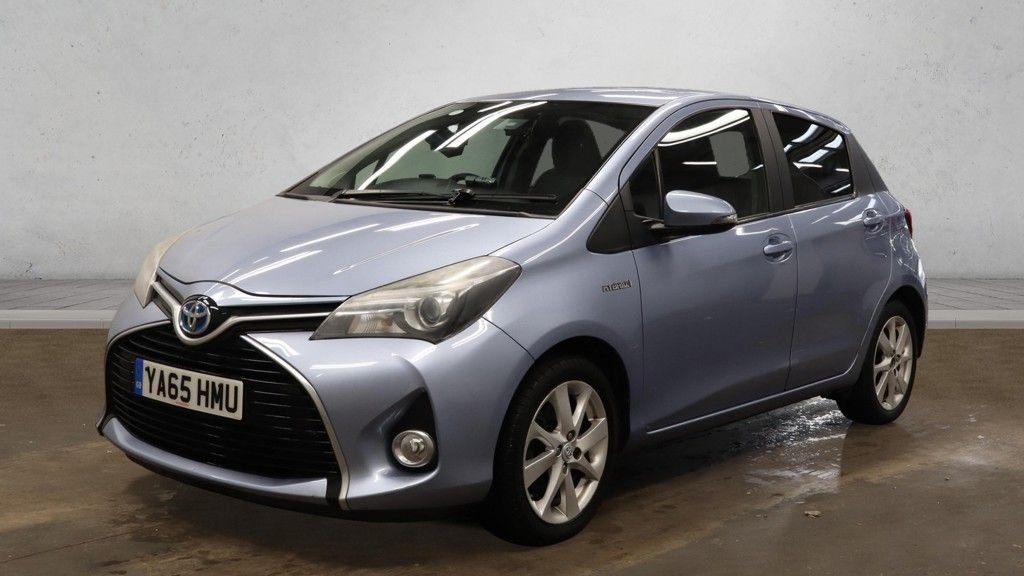 Used Toyota Yaris 2015 for sale - 76731191: Photo 2