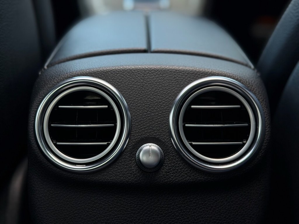 Used Mercedes-Benz C Class 2016 for sale - 77161808: Photo 11