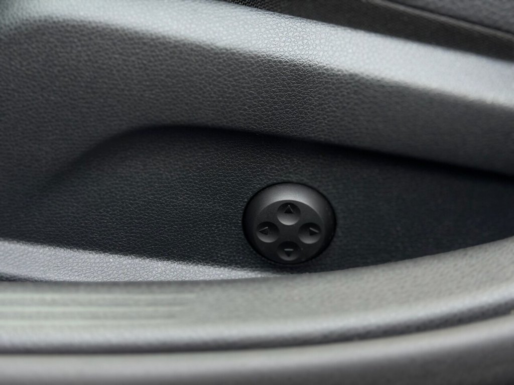 Used Mercedes-Benz C Class 2016 for sale - 77161808: Photo 41