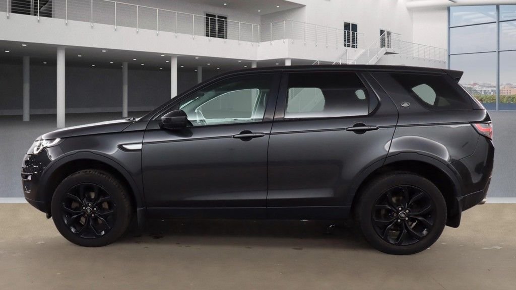 Used Land Rover Discovery Sport 2017 for sale - 76487003: Photo 6