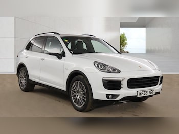 Used Porsche Cayenne 2016 for sale - 78330776: Photo