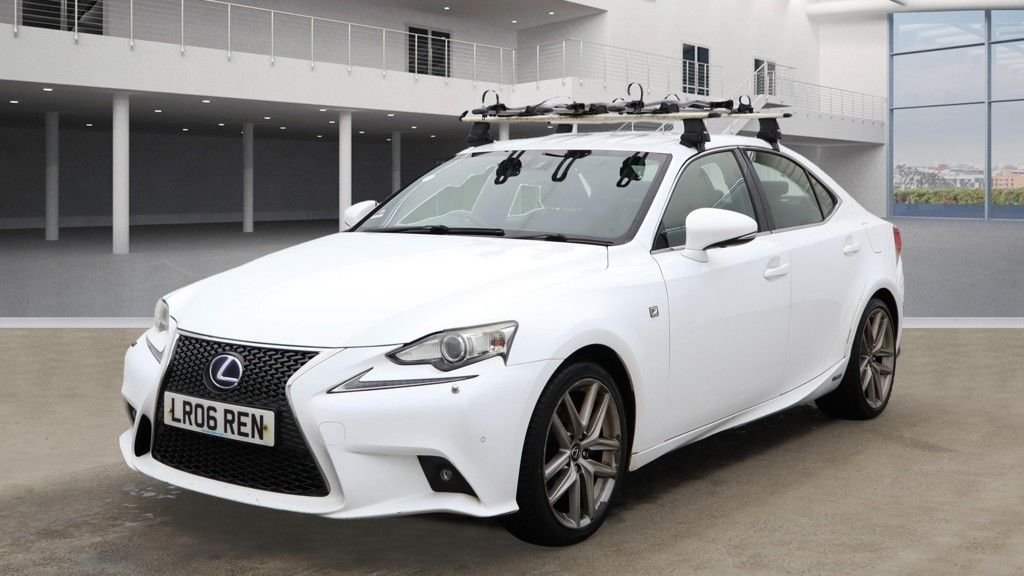 Used Lexus IS 2014 for sale - 76406636: Photo 2