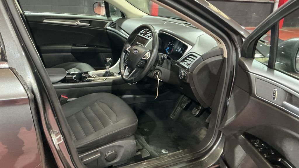 Used Ford Mondeo 2016 for sale - 77673567: Photo 15