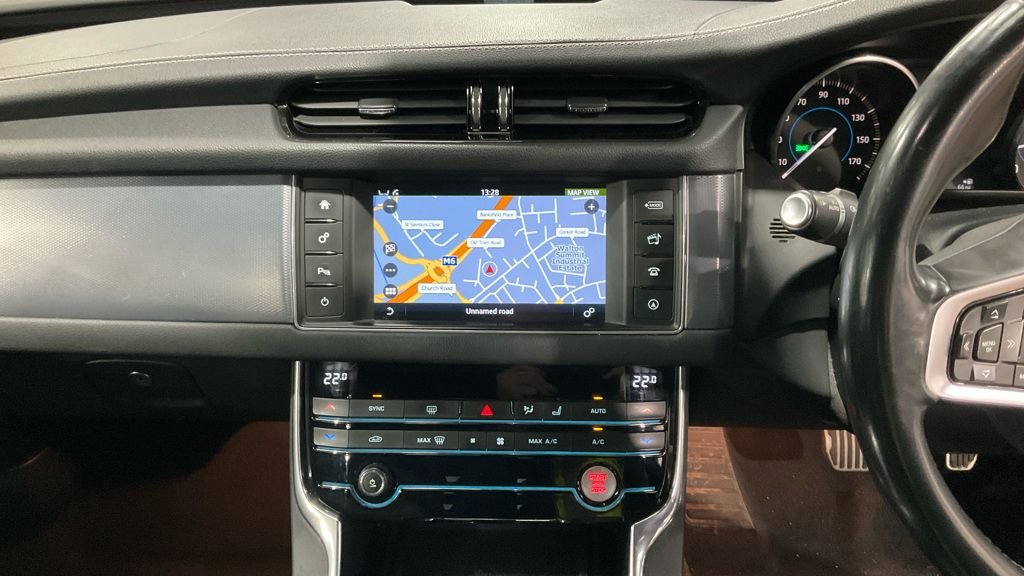 Used Jaguar XF 2016 for sale - 77315980: Photo 23