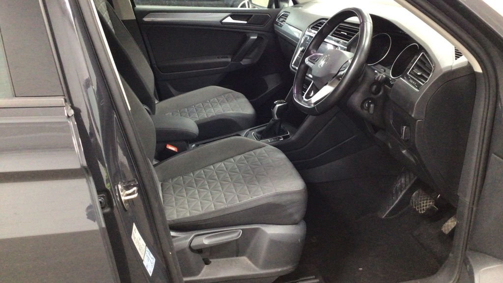 Used Volkswagen Tiguan 2023 for sale - 77231971: Photo 21