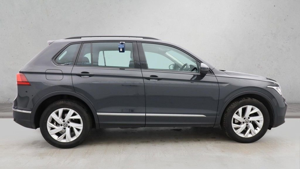 Used Volkswagen Tiguan 2023 for sale - 77231971: Photo 5