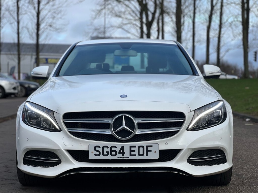 Used Mercedes-Benz C Class 2015 for sale - 76496045: Photo 2