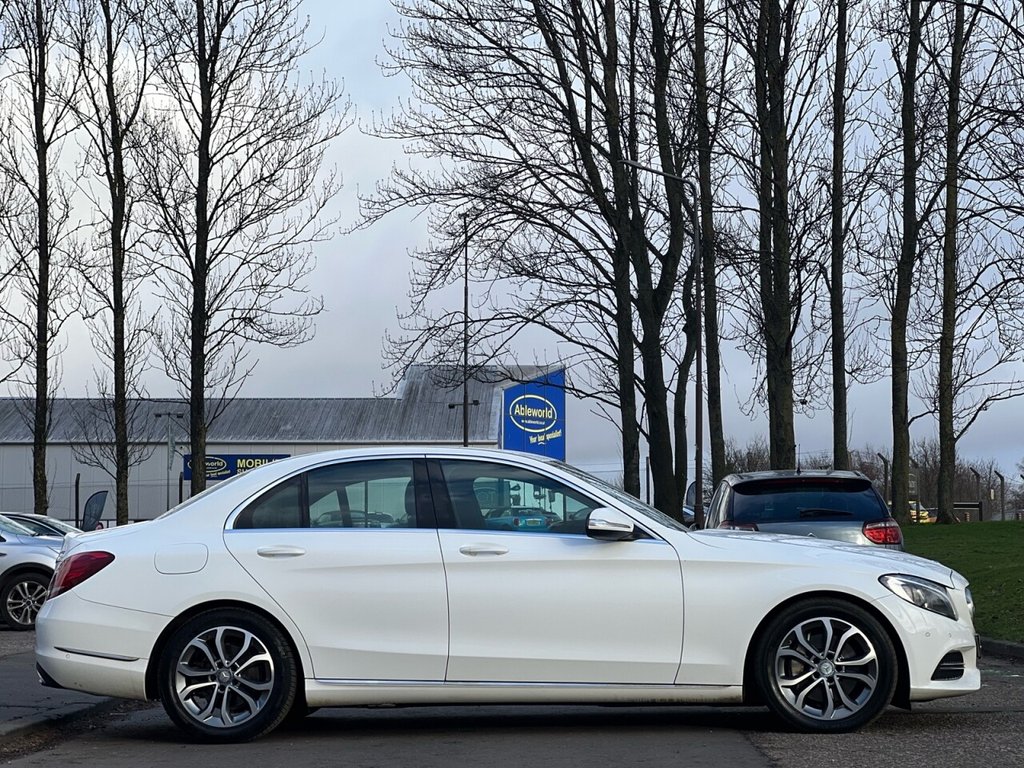 Used Mercedes-Benz C Class 2015 for sale - 76496045: Photo 9
