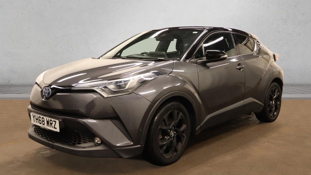 Used Toyota C-HR 2018 for sale - 77315960: Photo 2