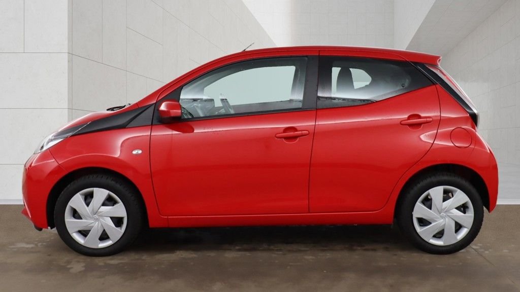 Used Toyota AYGO 2017 for sale - 78154247: Photo 6