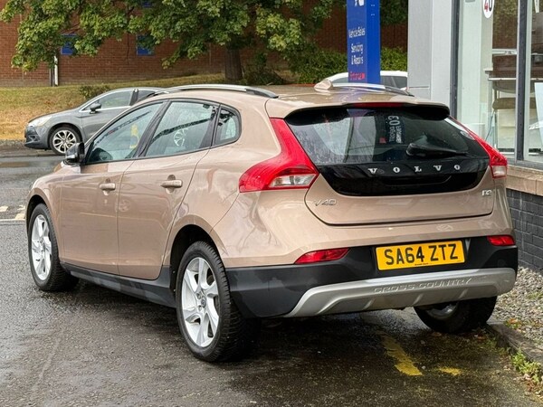 Used Volvo V40 Cross Country 2014 for sale - 75473475: Photo 5