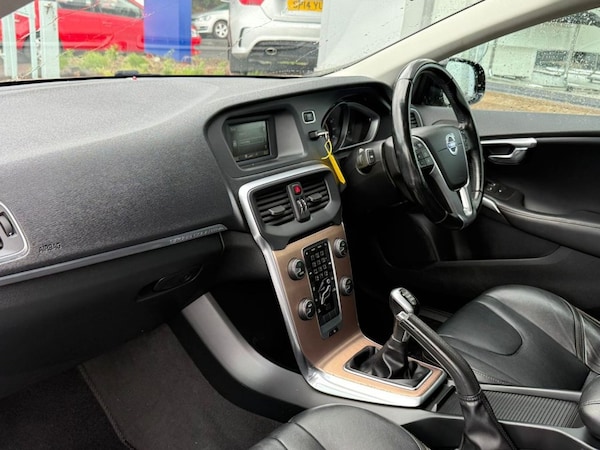 Used Volvo V40 Cross Country 2014 for sale - 75473475: Photo 8