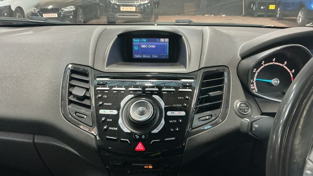 Used Ford Fiesta 2013 for sale - 78172380: Photo 11