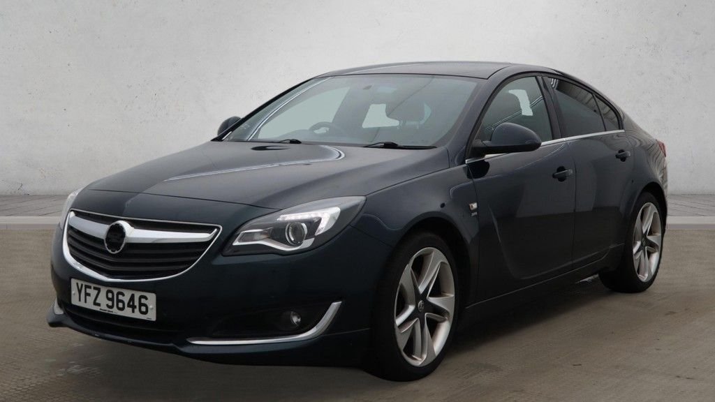 Used Vauxhall Insignia 2015 for sale - 77315991: Photo 2