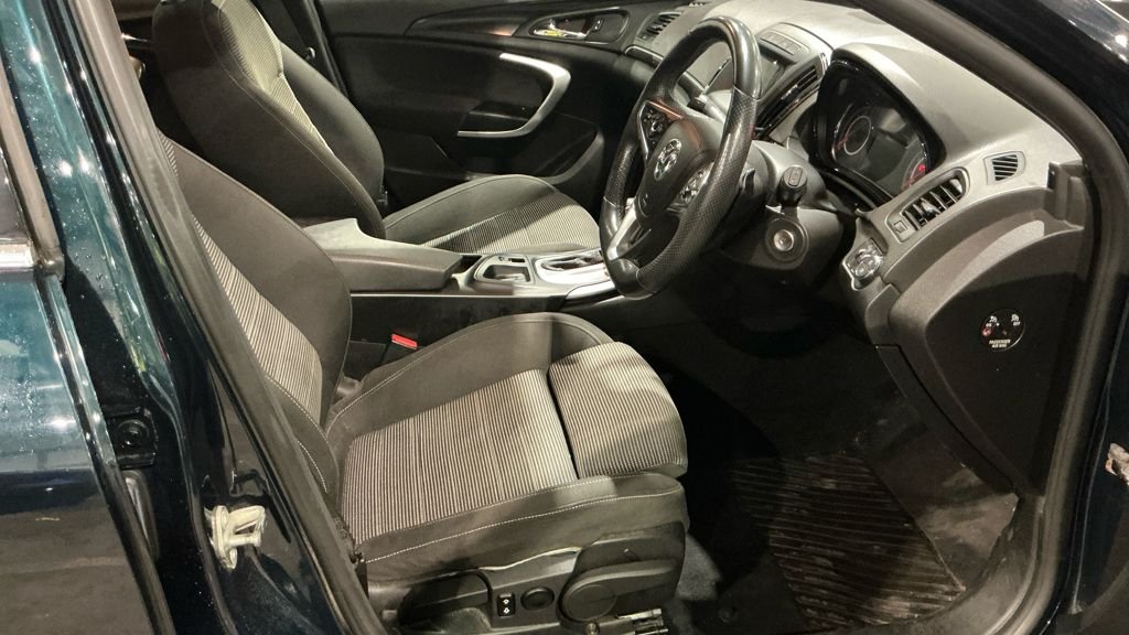 Used Vauxhall Insignia 2015 for sale - 77315991: Photo 21