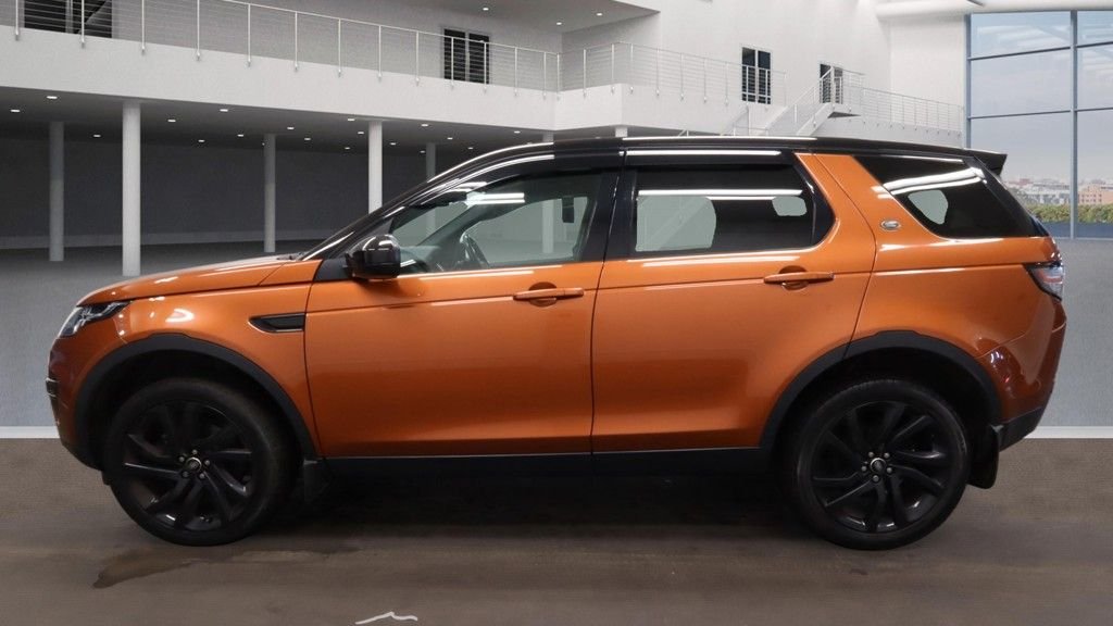 Used Land Rover Discovery Sport 2017 for sale - 76953991: Photo 18